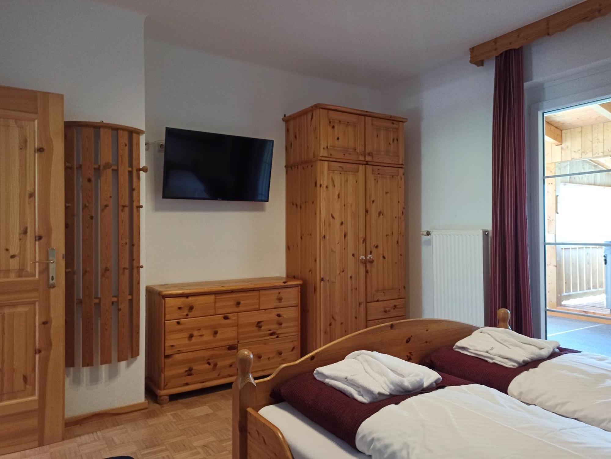 Appartementhaus Fink Bad Mitterndorf Room photo